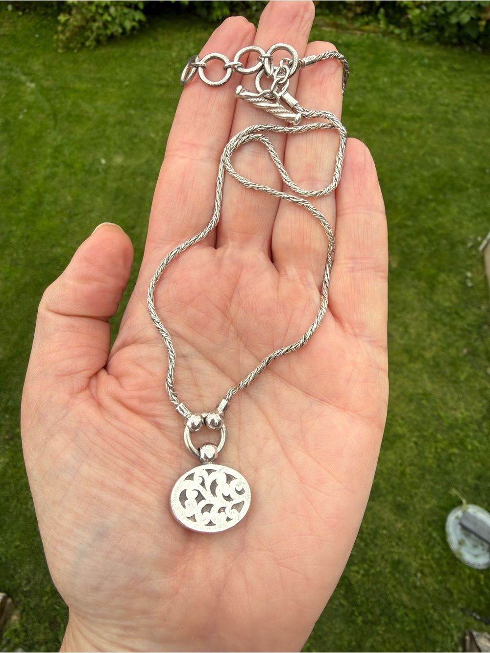 Lois Hill Signature Filigree Scroll Pendant Necklace (.925 Sterling Silver)